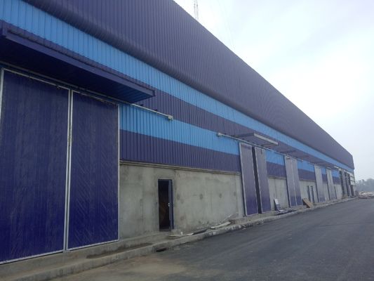 البناء المعدني مخازن الجاهزة بناء سقف لوحات ساندوتش لأنظمة تحسين المساحة