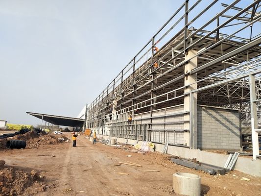 التجارية ما قبل الهندسة هيكل الصلب الصناعية تخزين مستودع ورشة عمل