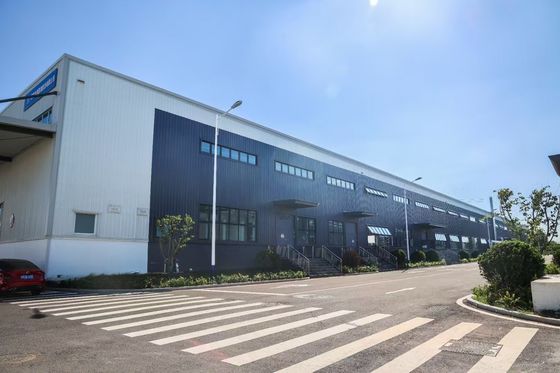Modern Prefab Steel Warehouse Building Designs With Advanced Insulation And Energy Efficiency