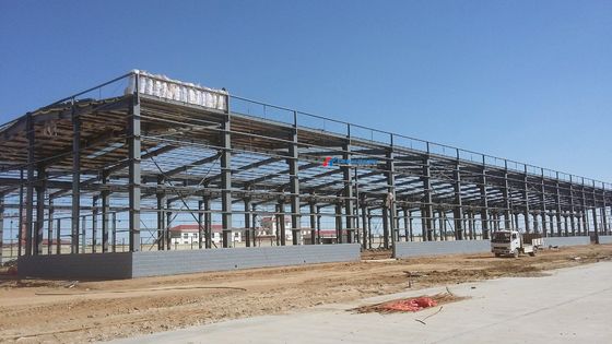 Q355B الإطار الصلب الهيكلي لمباني المستودعات الصناعية