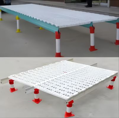 سهل تنظيف بلاستيكية أرضية المربعات بيت الدواجن اللون المخصص